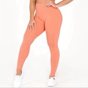 BuffBunny Posh Laser Cut leggings in Peach